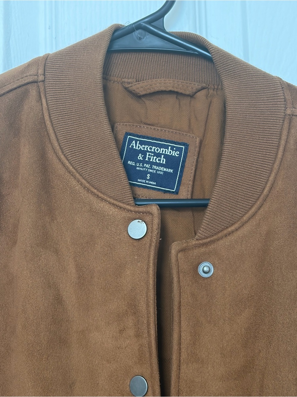 Abercrombie & Fitch Men's Suede Bomber Jacket in Chestnut Brown - Picture 2 of 3